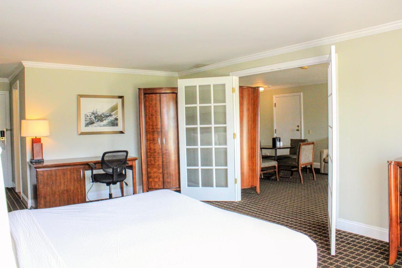 Cape Cod Irish Village - The Emerald Resort Barnstable Exterior foto
